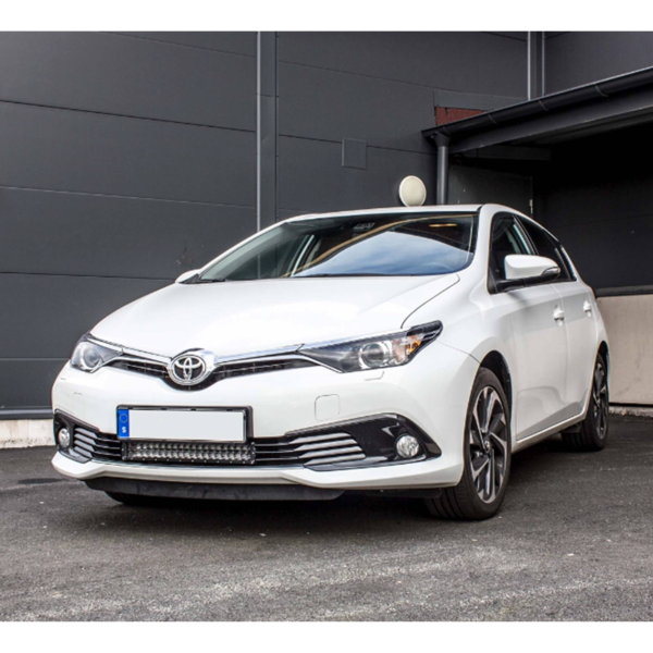Toyota Auris & Hybrid 2015- Modellanpassat kit för LED-ramp