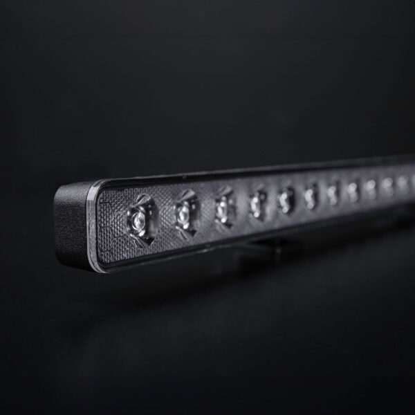 Strands NUUK E-LINE LOW PROFILE LED BAR