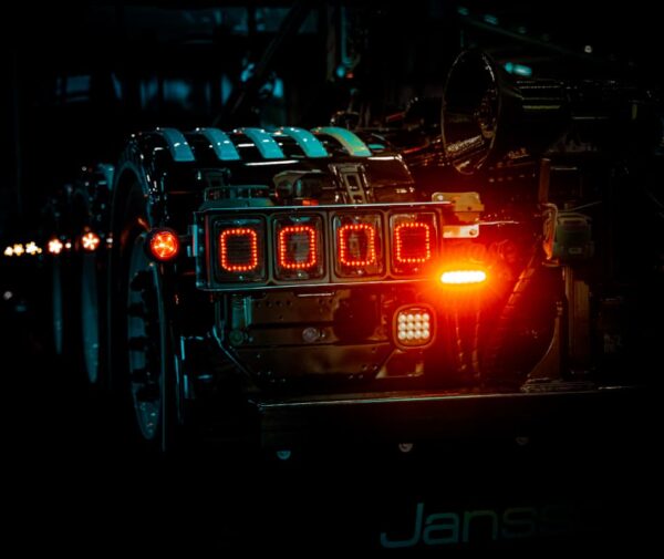 DARK KNIGHT BLIXTLJUS ORANGE 4 LED MÖRKTONAT GLAS