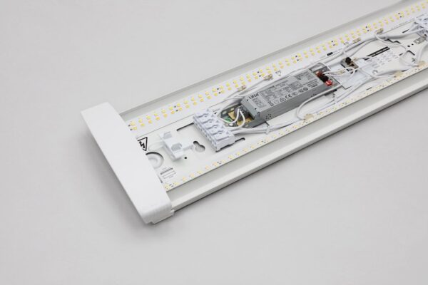 BREDA LED, 20W, 2500 LM, IP44, 3000/4000K, SENSOR