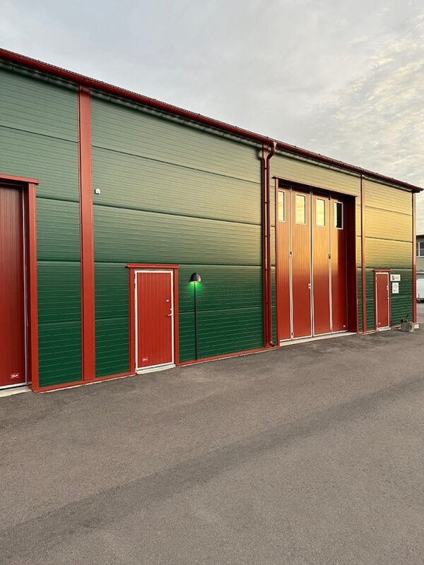 Malmbergs FASADARMATUR M-WALL PRO, 25W, 3000/4000K, IP66, 3375LM