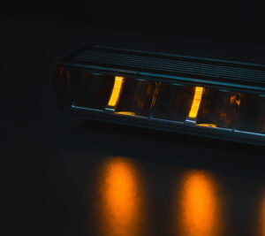 OPTIBEAM Super Captain One 600, vit/orange positionsljus - 635m 1 LUX - 534mm