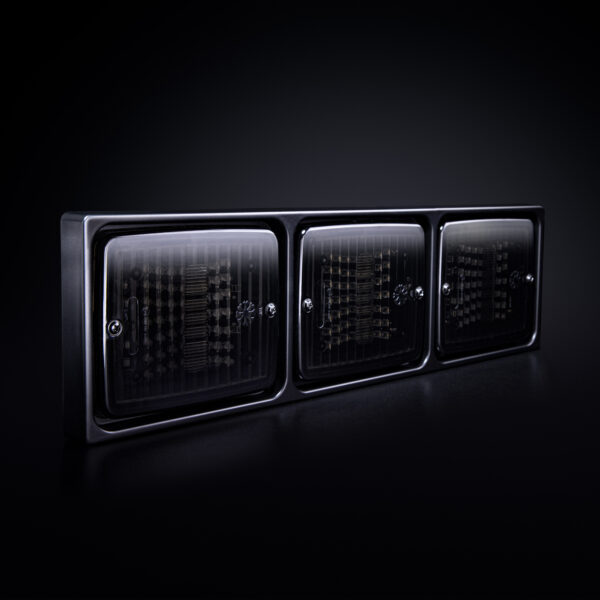 Strands IZE LED FRAME 3XSQUARE