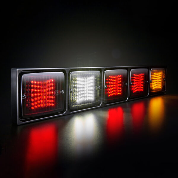 Strands IZE LED FRAME 5XSQUARE