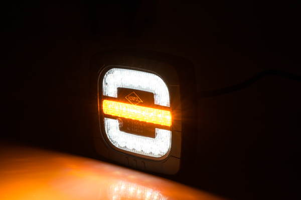 Frontlampa, blinkers-, positions-, färdljus, 1m, DV