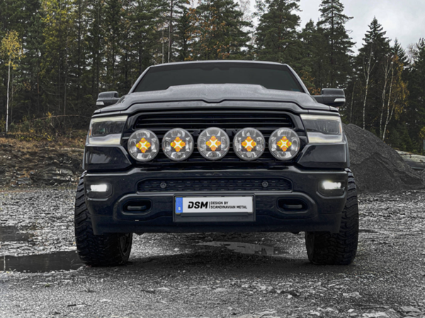Dodge RAM 1500 Grill Kit 2019-2023+, modellanpassat extraljuskit
