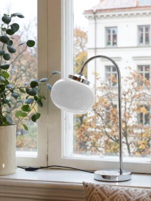 Elsy bordslampa Vit krom 51 cm