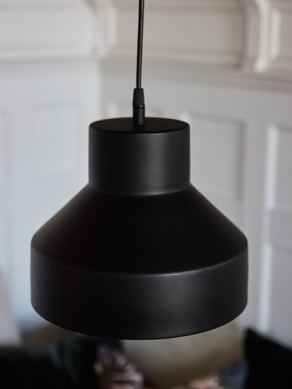 Solo taklampa matt svart 26 cm