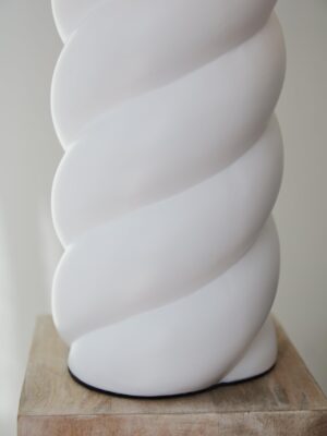 Spin lampfot vit keramik 41 cm