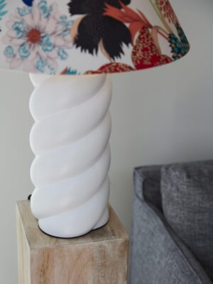 Spin lampfot vit keramik 41 cm