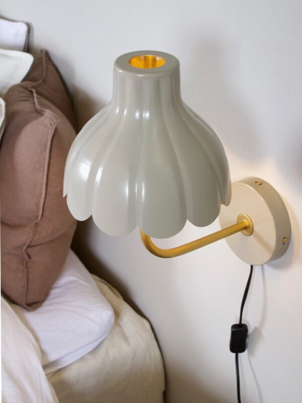 Wells vägglampa Beige/guld 21 cm